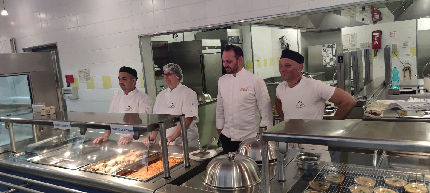 WhatsApp Image 2024-10-01 &agrave; 12.52.45_712a4c38.jpg (126 KB)