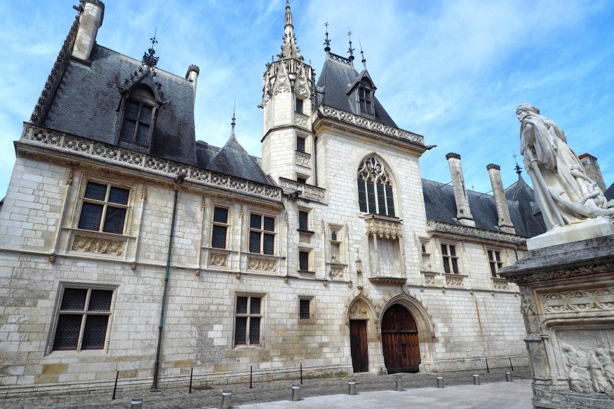 "Monument préféré des Français 2023" : votez pour le Palais Jacques Coeur de Bourges !